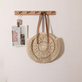 Sac de paille rond à une épaule, sac de plage décontracté en paille ajouré et découpé pour bord de mer